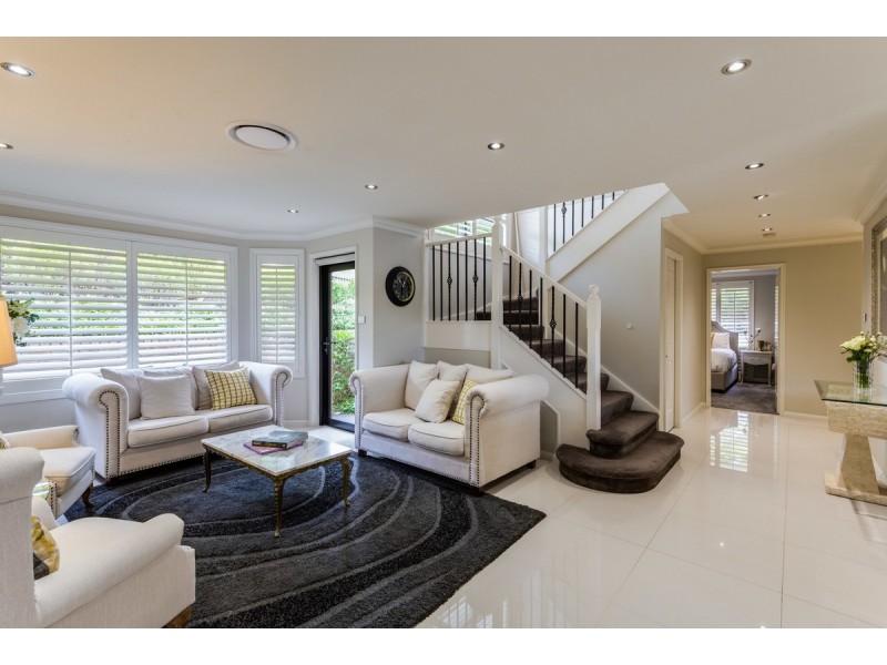 54 Beaumont Avenue, Wyoming NSW 2250