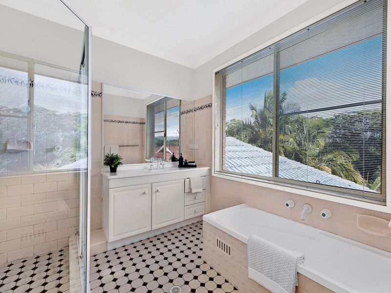 4 Cheltenham Close, Terrigal NSW 2260