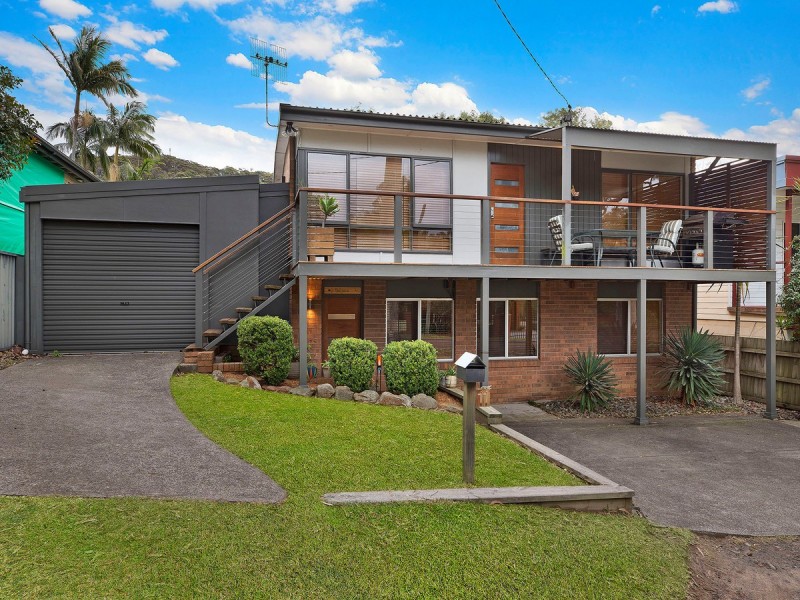 11 Old Tumbi Road, Wamberal NSW 2260