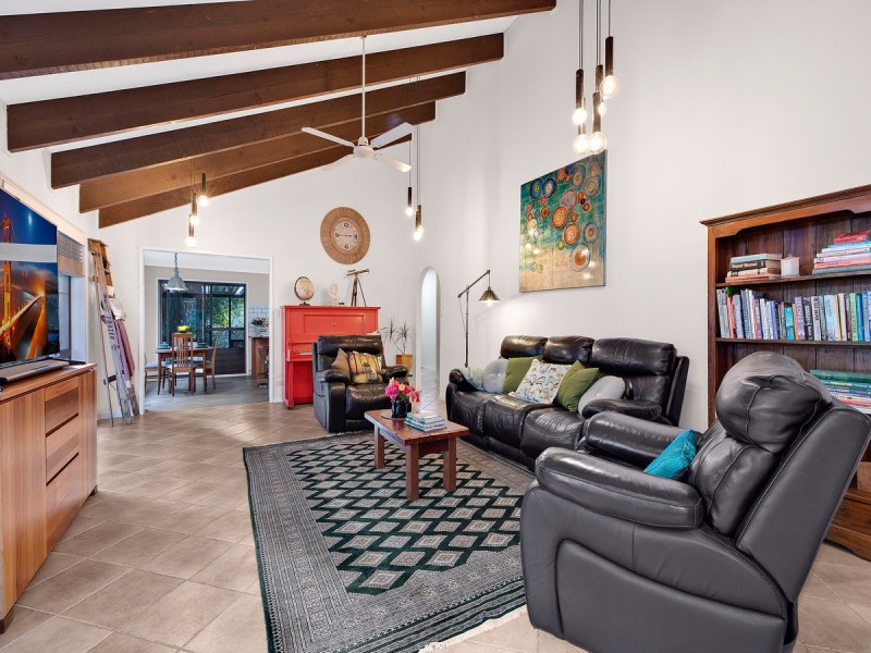 166 Wells Street, Springfield NSW 2250