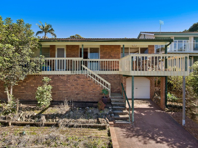 13 Coreen Drive, Wamberal NSW 2260