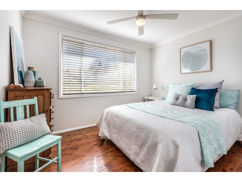 16 Turpentine Street, Wyoming NSW 2250