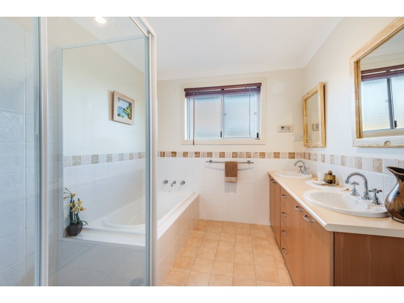 7 Tyne Close, Erina NSW 2250