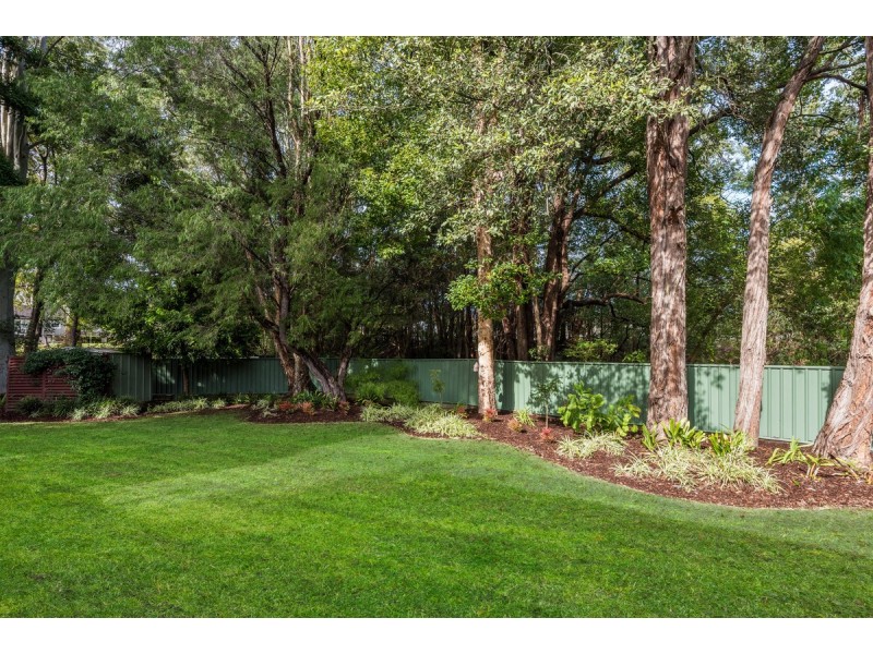 52 Bourbon Street, Wyoming NSW 2250