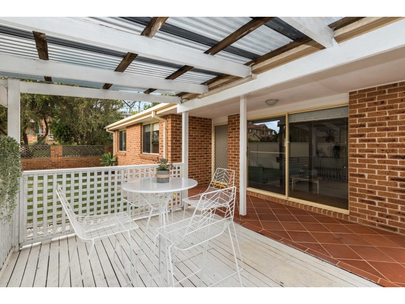 2/13 Maas Parade, Forresters Beach NSW 2260