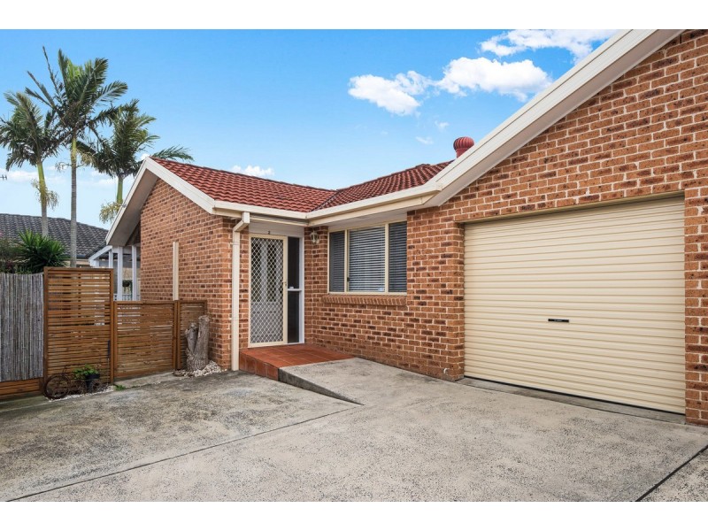 2/13 Maas Parade, Forresters Beach NSW 2260
