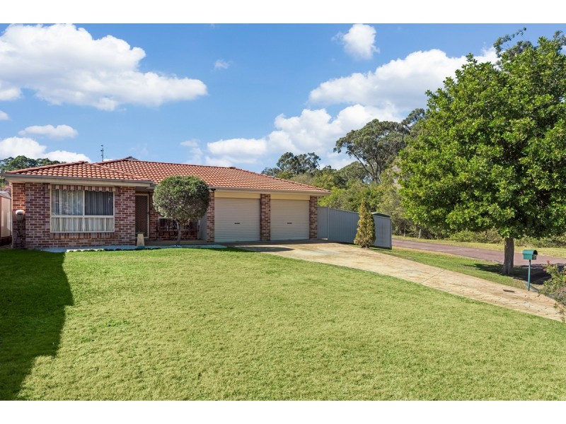 14 Woolybutt Crescent, Erina NSW 2250