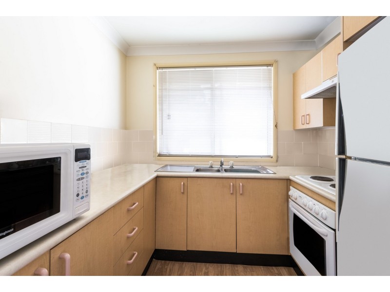 14 Woolybutt Crescent, Erina NSW 2250