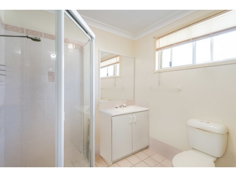 14 Woolybutt Crescent, Erina NSW 2250