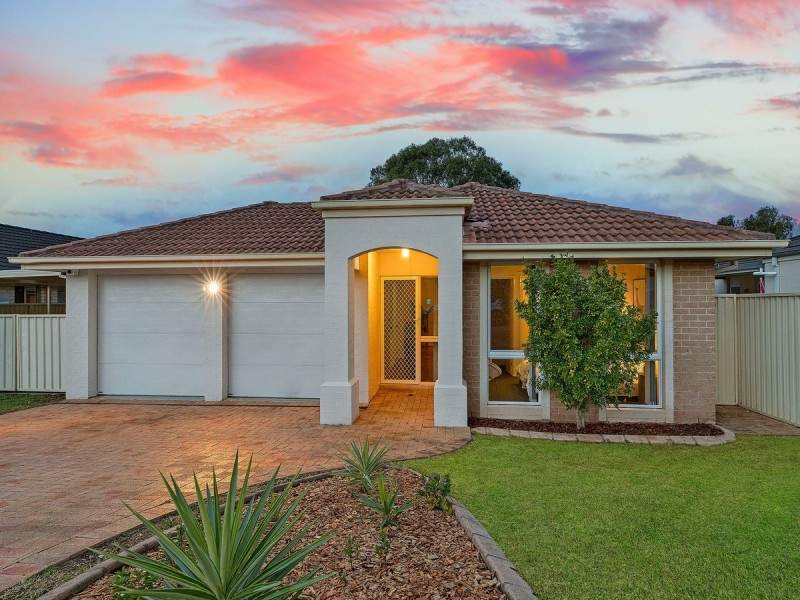 3 Bangalay Close, Blue Haven NSW 2262