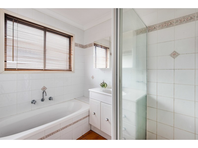 20 Lakala Avenue, Springfield NSW 2250