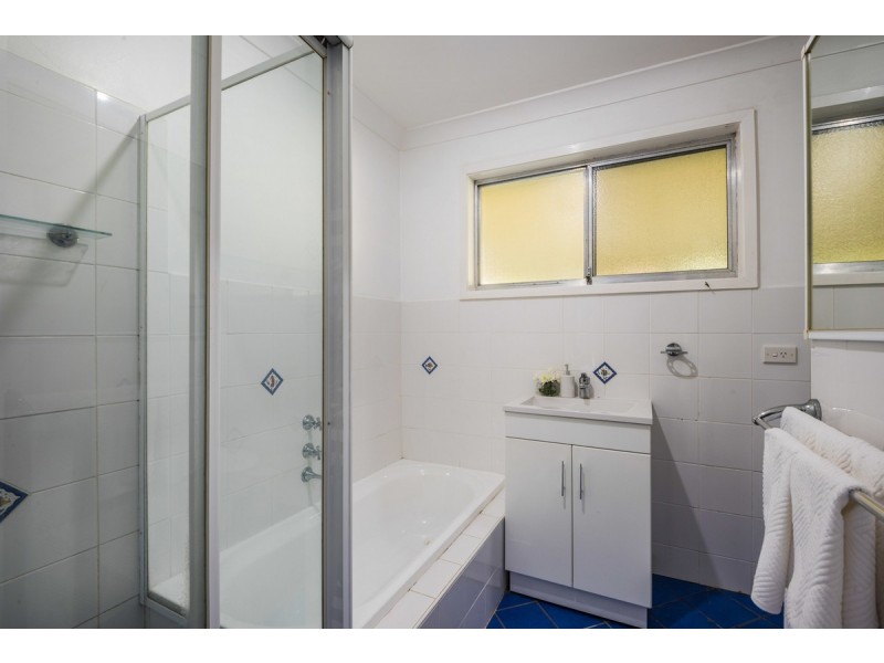 98 Turpentine Street, Wyoming NSW 2250