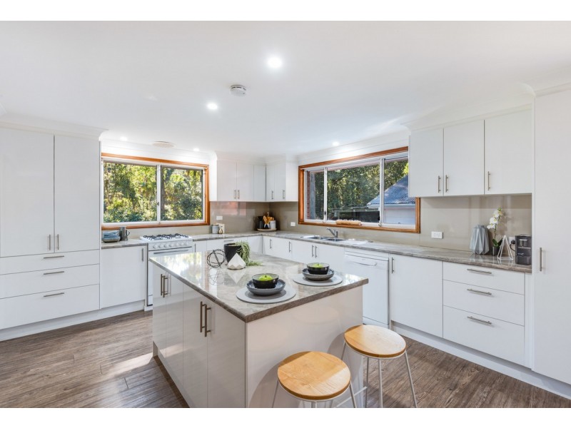 29 Blackbutt Street, Wyoming NSW 2250