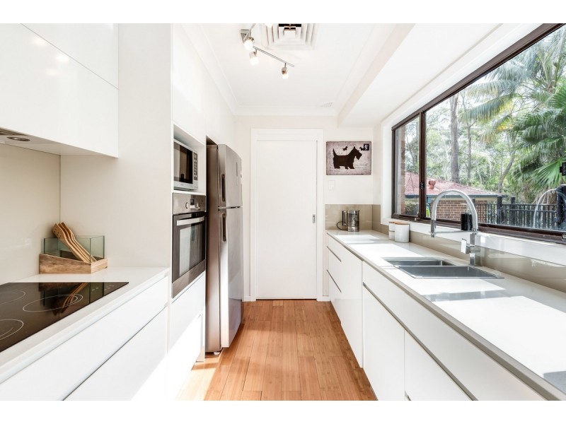 9 Cranbrook Street, Wyoming NSW 2250