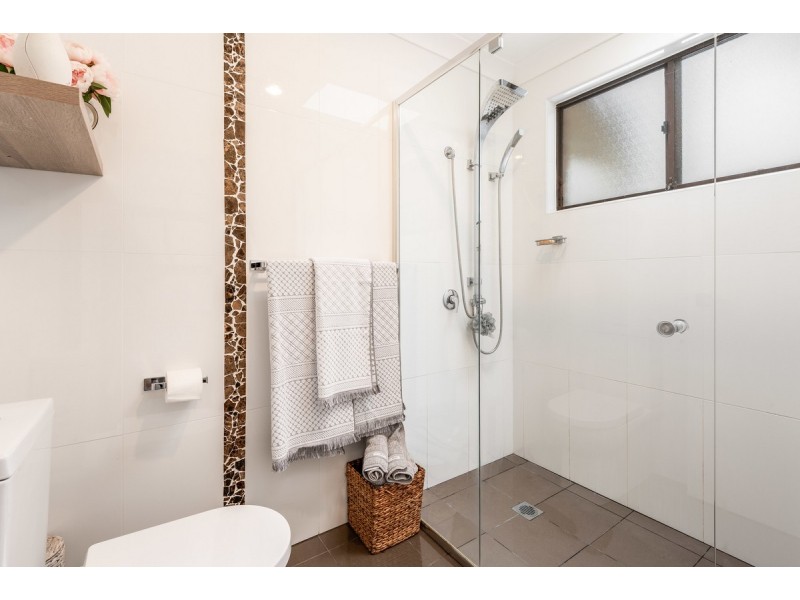 9 Cranbrook Street, Wyoming NSW 2250