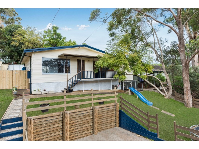 6 Dougal Drive, Wyoming NSW 2250