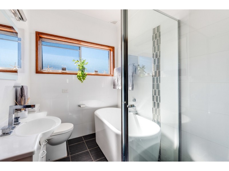 757 The Entrance Road, Wamberal NSW 2260