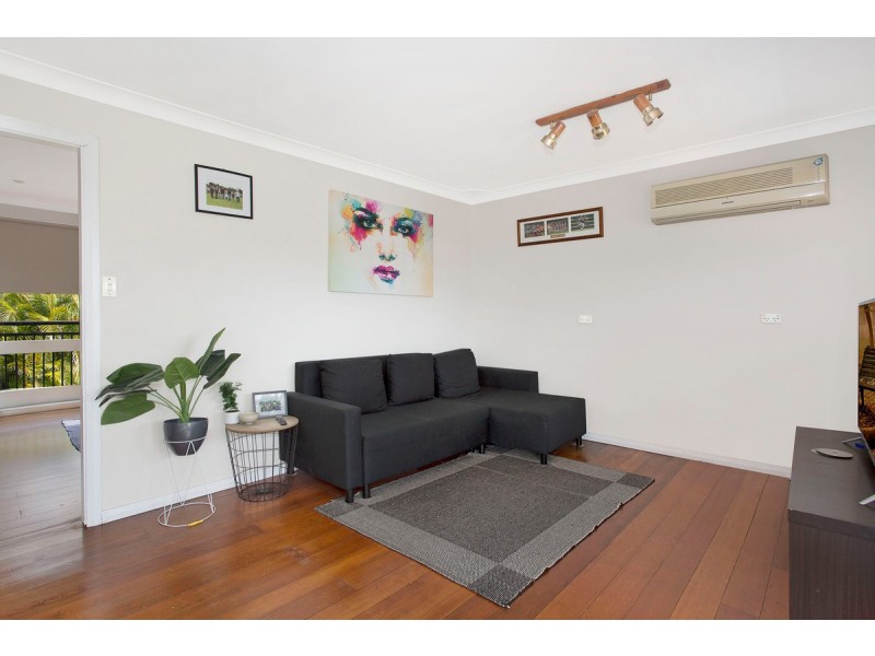 13 Wyong Road, Berkeley Vale NSW 2261