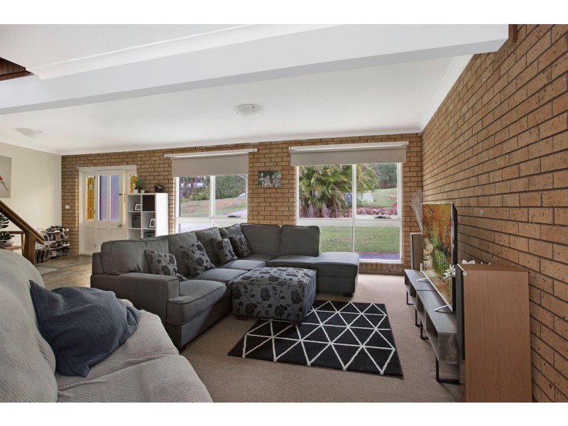 13 Wyong Road, Berkeley Vale NSW 2261