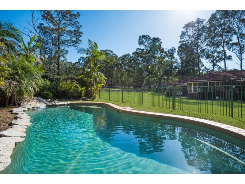 15 Holloway Drive, Jilliby NSW 2259