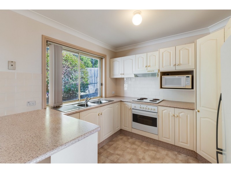 18/2 Hillview Crescent, Tuggerah NSW 2259