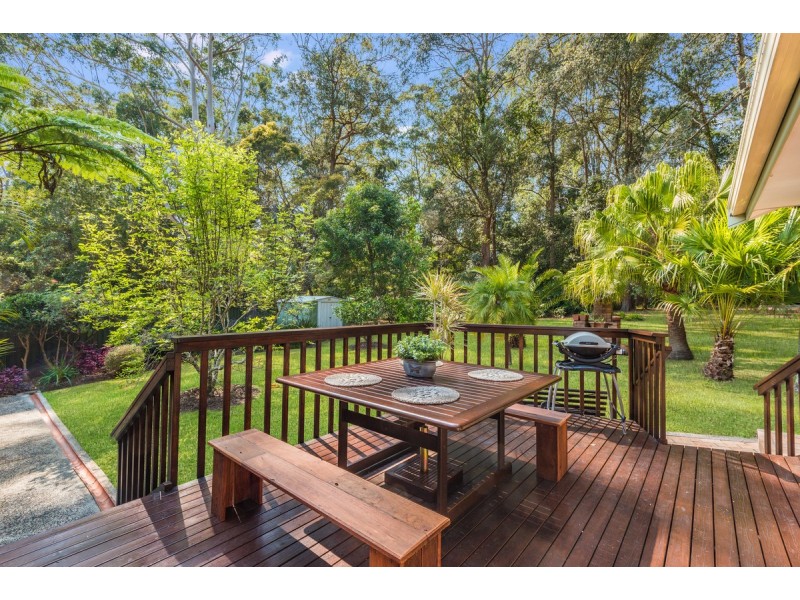 25 Calantha Drive, Wyoming NSW 2250