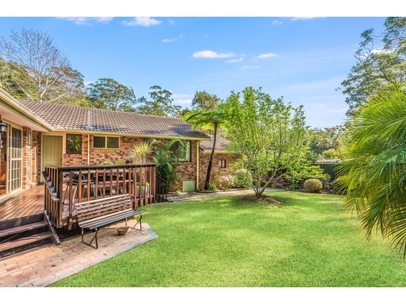 25 Calantha Drive, Wyoming NSW 2250