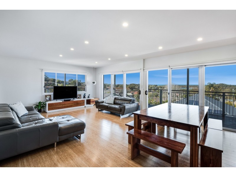 1 Coreen Drive, Wamberal NSW 2260