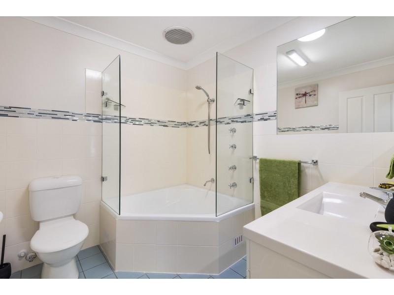 31 Narara Crescent, Narara NSW 2250