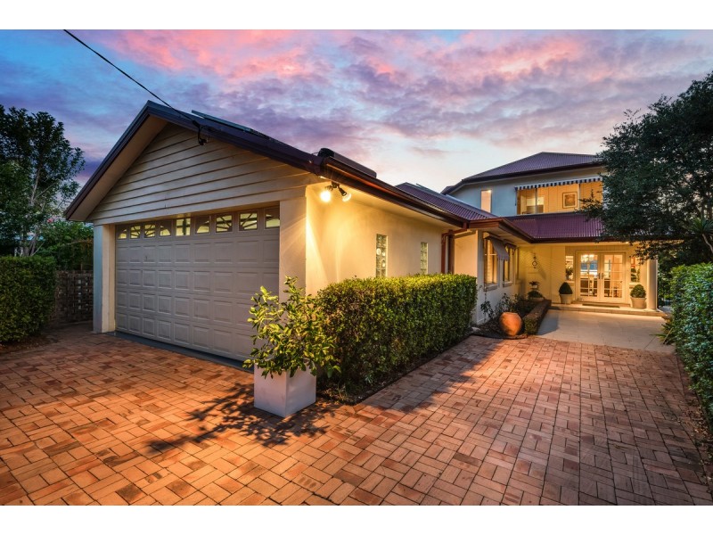 247 Avoca Drive, Green Point NSW 2251