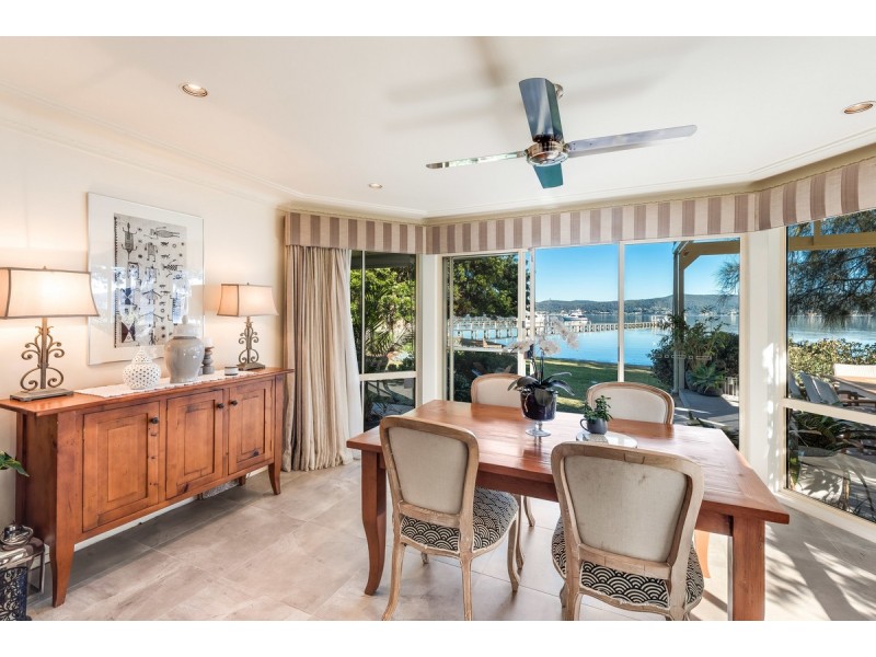 247 Avoca Drive, Green Point NSW 2251