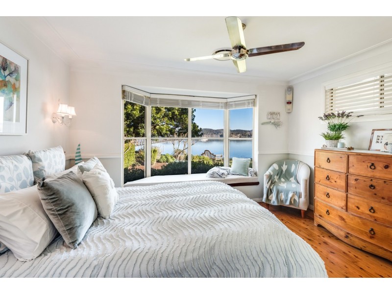 247 Avoca Drive, Green Point NSW 2251