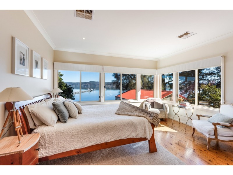 247 Avoca Drive, Green Point NSW 2251