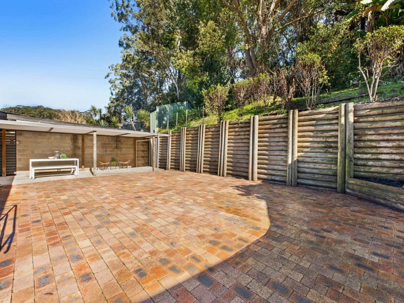 9 Brands Place, Lisarow NSW 2250