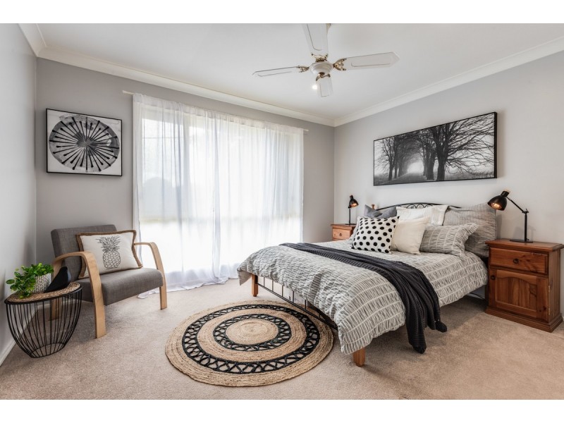 14 Isis Street, Wyoming NSW 2250