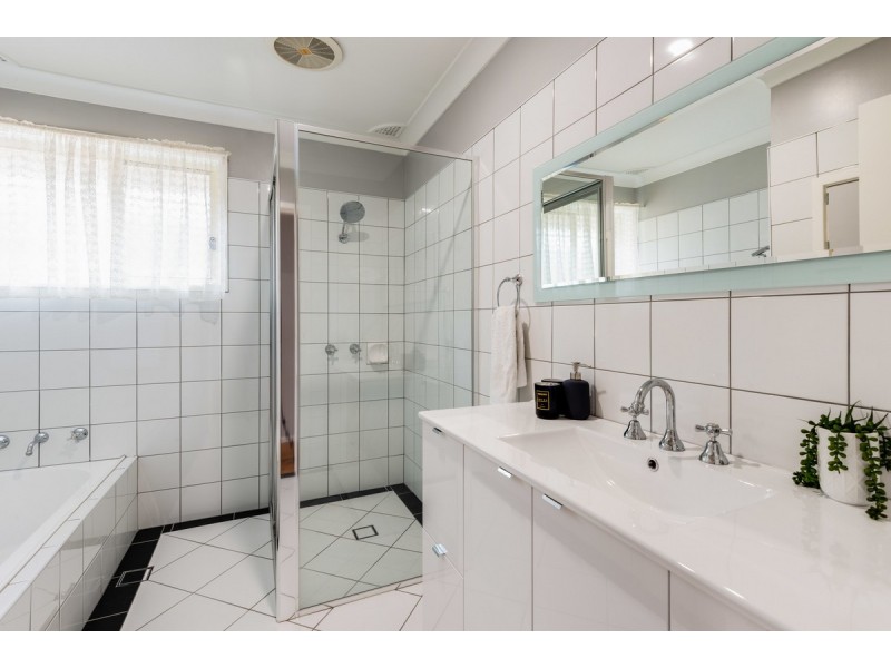 14 Isis Street, Wyoming NSW 2250