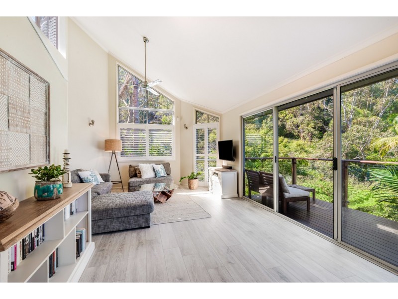 59 Surf Rider Avenue, North Avoca NSW 2260