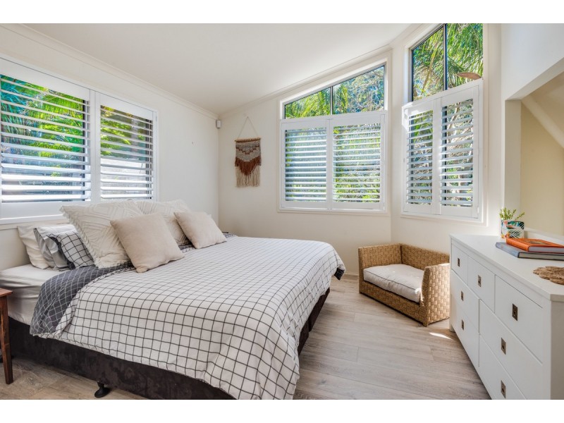 59 Surf Rider Avenue, North Avoca NSW 2260