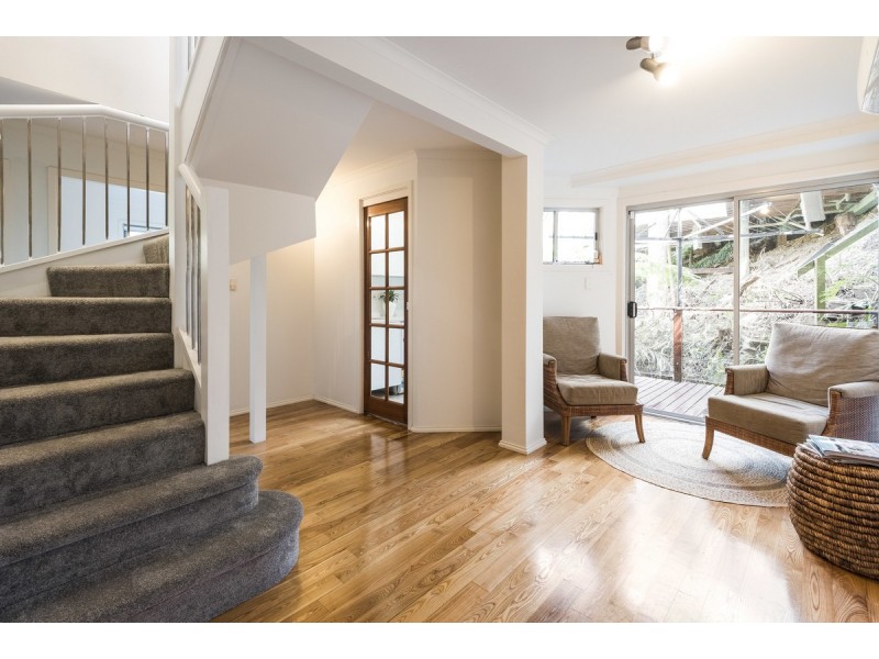 59 Surf Rider Avenue, North Avoca NSW 2260