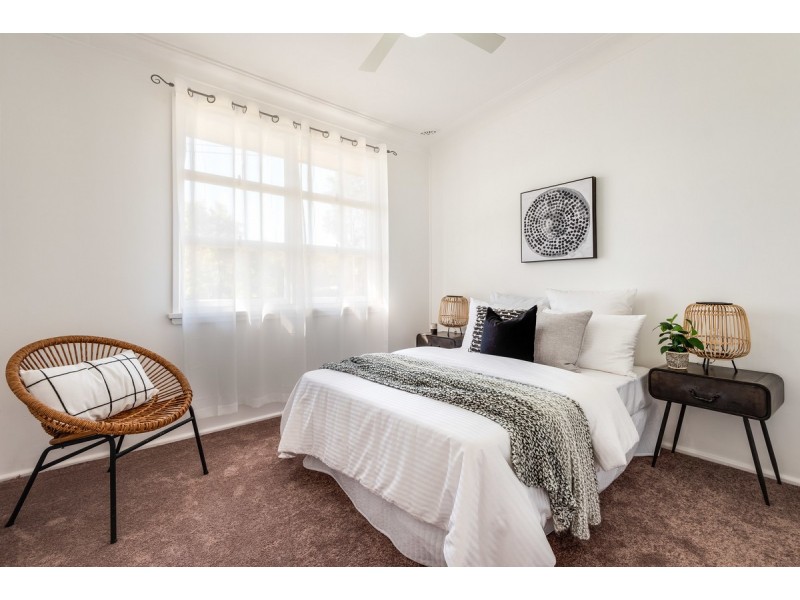 2A Robert Street, Wyoming NSW 2250