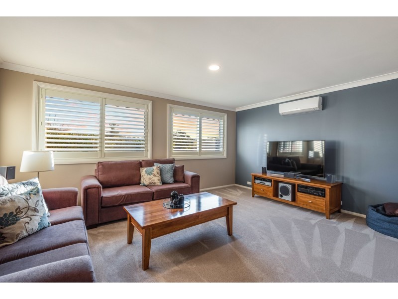 5 Robusta Close, Erina NSW 2250