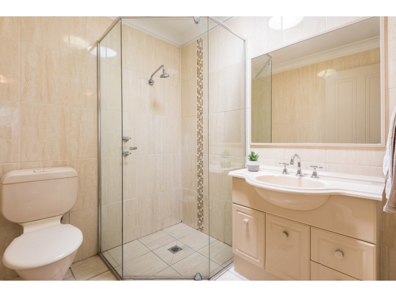 13/11 Berrys Head Road, Narara NSW 2250