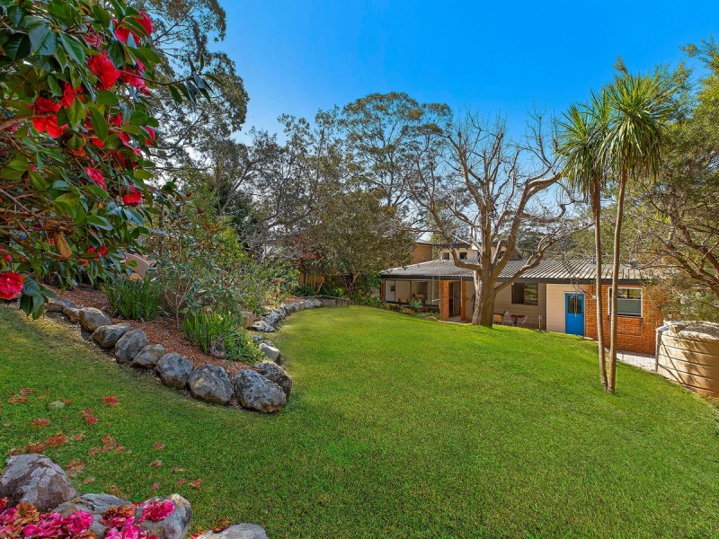182 The Round Drive, Avoca Beach NSW 2251