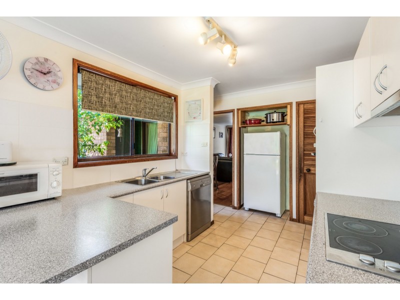 43 Old Gosford Road, Wamberal NSW 2260