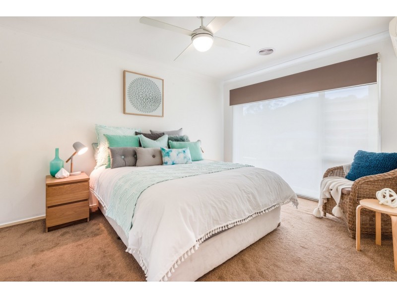 17 Craigend Street, Wyoming NSW 2250