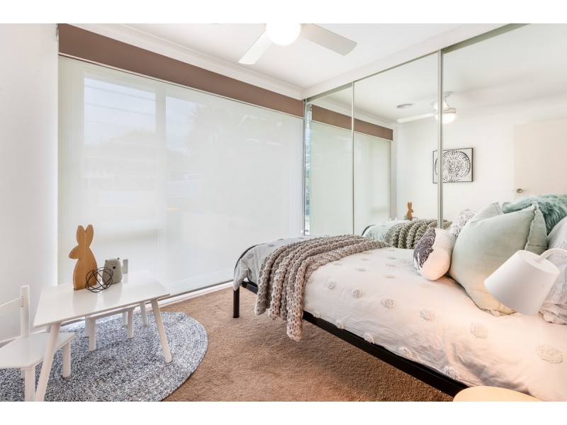 17 Craigend Street, Wyoming NSW 2250