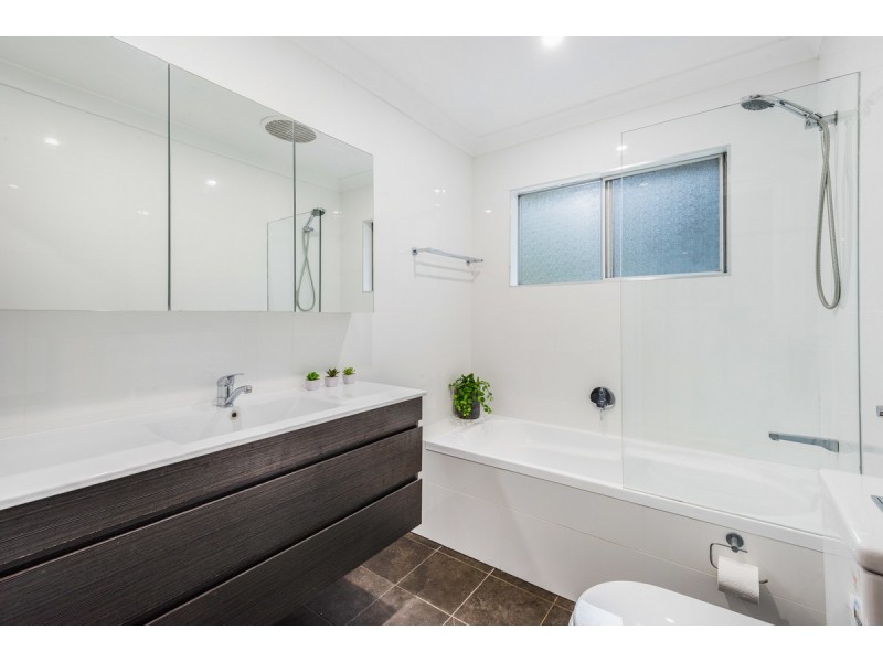 11 Moxham Street, Wyoming NSW 2250