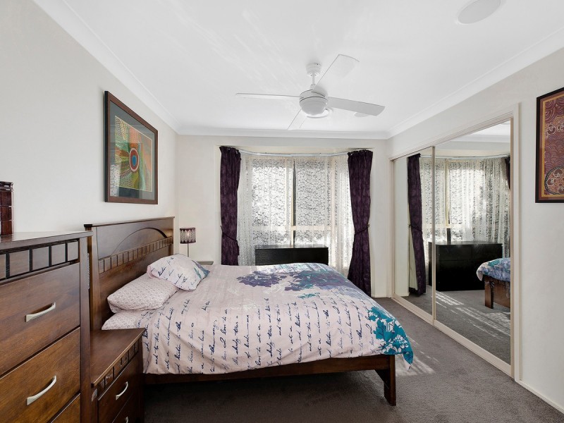 33 Bomaderry Crescent, Glenning Valley NSW 2261