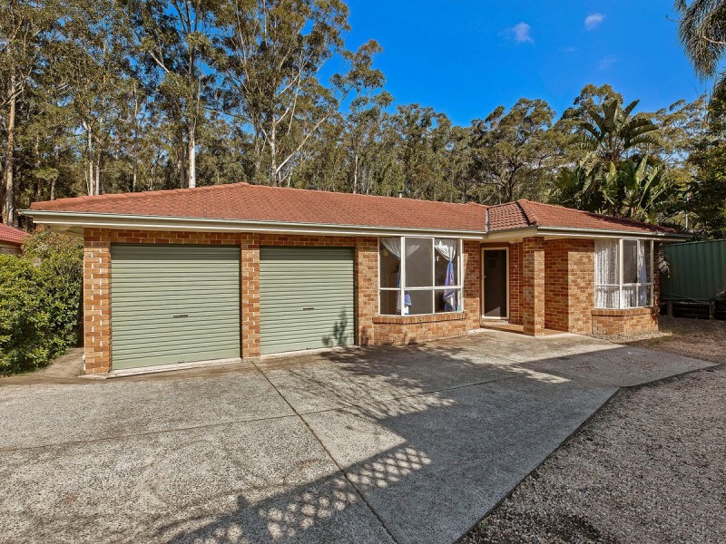 33 Bomaderry Crescent, Glenning Valley NSW 2261