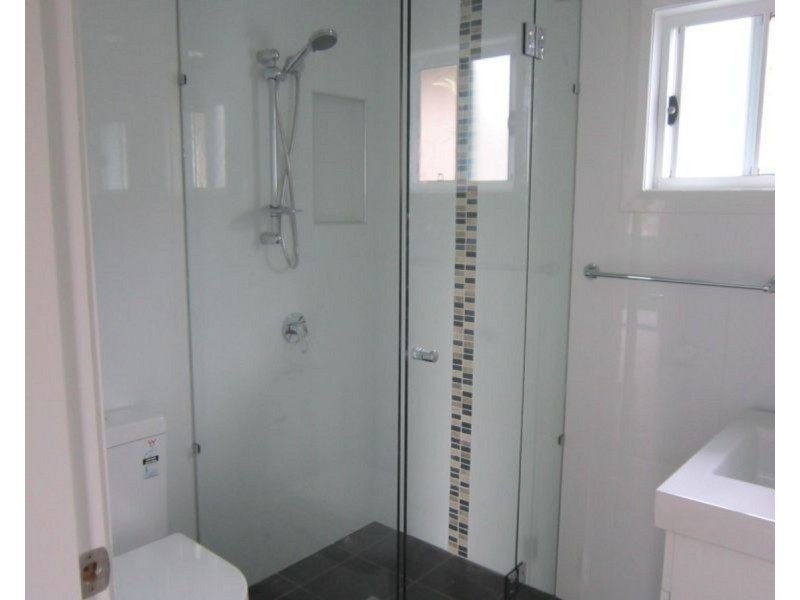 2a Haynes Street, Wyoming NSW 2250